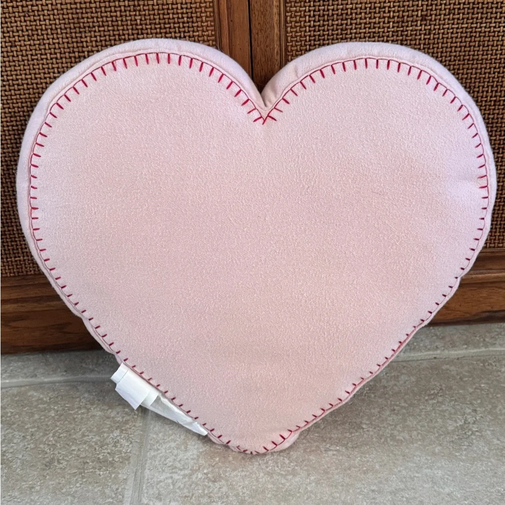 Valentine Candy Heart Shaped Love U Be Mine Kiss Me Message Novelty Pillow Set